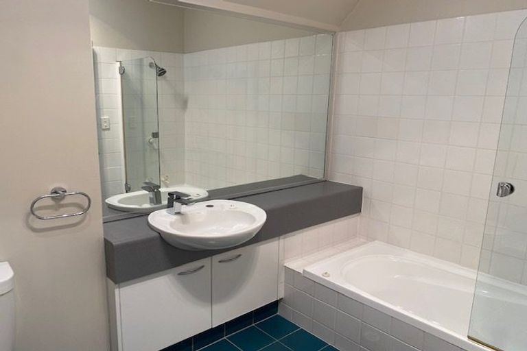 Photo of property in 28u3 Majoribanks Street, Mount Victoria, Wellington, 6011