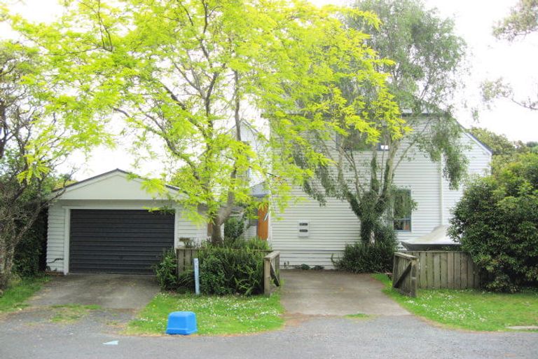 Photo of property in 20 Glamis Avenue, Manly, Whangaparaoa, 0930