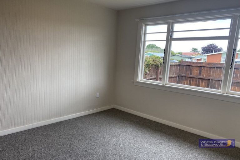 Photo of property in 17 Kearneys Road, Linwood, Christchurch, 8062