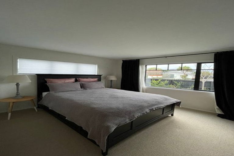 Photo of property in 67 Nortons Road, Avonhead, Christchurch, 8042