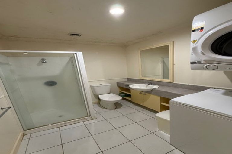 Photo of property in Quest/richard Pearse Apartment, 2/219k Willis Street, Te Aro, Wellington, 6011