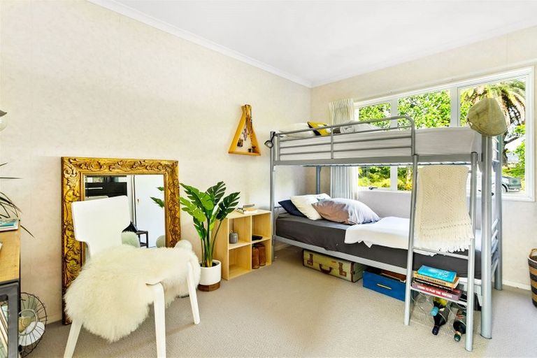 Photo of property in 15 Huntaway Lane, Te Atatu Peninsula, Auckland, 0610