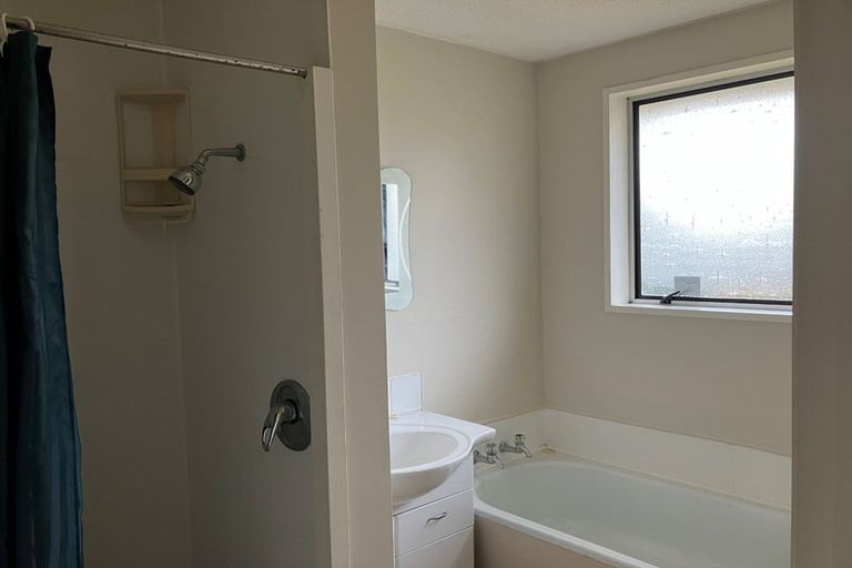 Photo of property in 1/21 Wyatt Place, Russley, Christchurch, 8042
