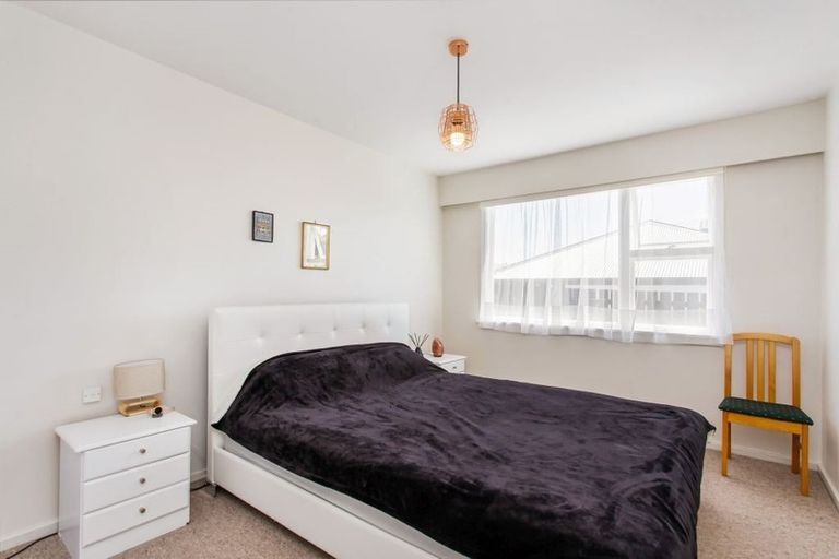 Photo of property in 18 Selwyn Street, Somerfield, Christchurch, 8024