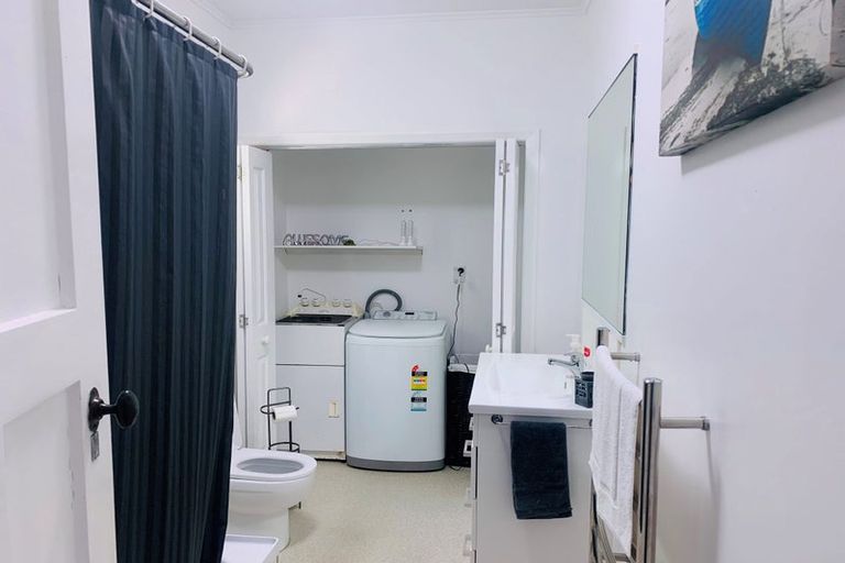 Photo of property in 74 Sunshine Avenue, Karori, Wellington, 6012