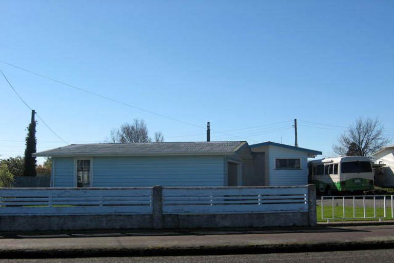 Photo of property in 15 Wakelin Street, Carterton, 5713
