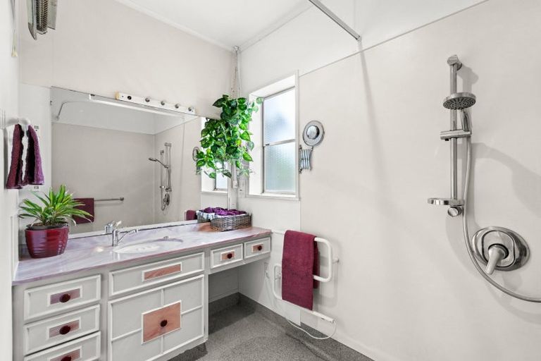 Photo of property in 32 Hyla Road, Haumoana, 4102