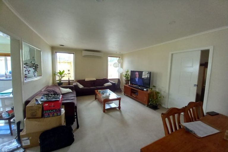 Photo of property in 23 Tane Street, New Lynn, Auckland, 0600