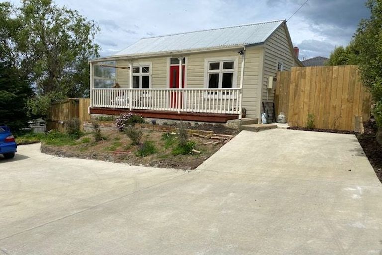 Photo of property in 12 Aitken Place, Mornington, Dunedin, 9011