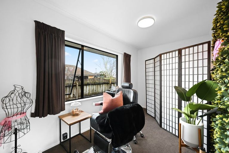 Photo of property in 27 Halcione Close, Flagstaff, Hamilton, 3210