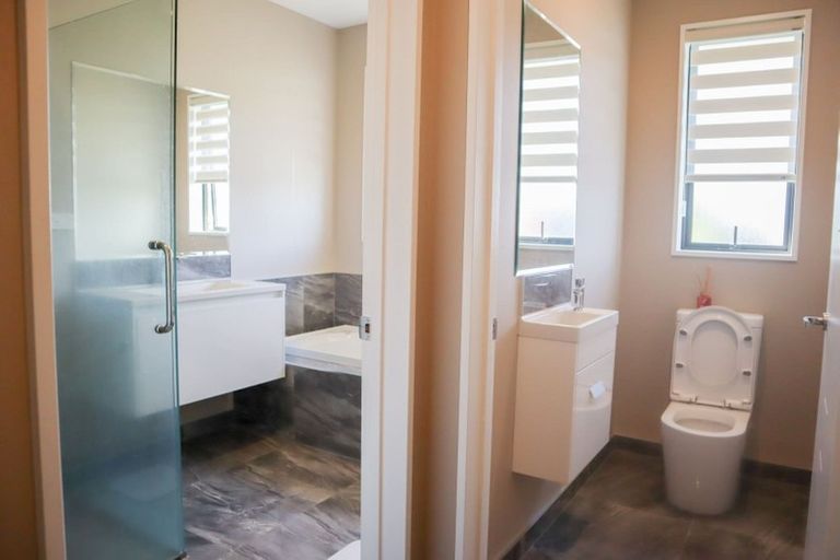 Photo of property in 17 Exeter Lane, Rolleston, 7614