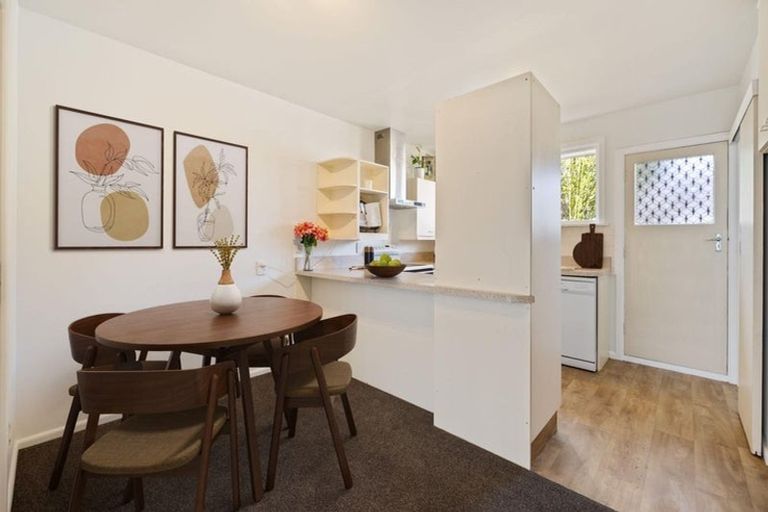 Photo of property in 2/4 Apollo Place, Papanui, Christchurch, 8052