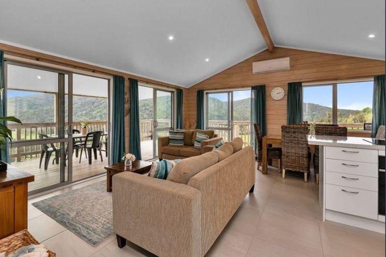 Photo of property in Bellevue Way, Otaika, Whangarei, 0170