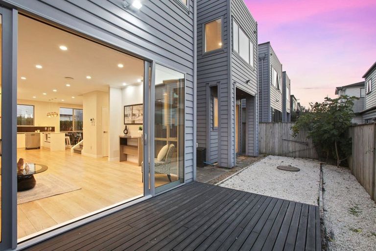 Photo of property in 36 Lockheed Street, Hobsonville, Auckland, 0618