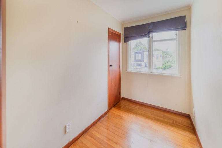 Photo of property in 72b Arimu Road, Papakura, 2110