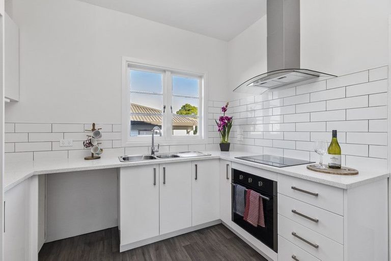 Photo of property in 1/62 Hillcrest Road, Papatoetoe, Auckland, 2025
