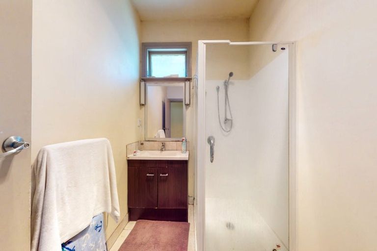 Photo of property in 11 Toru Street, Lyall Bay, Wellington, 6022