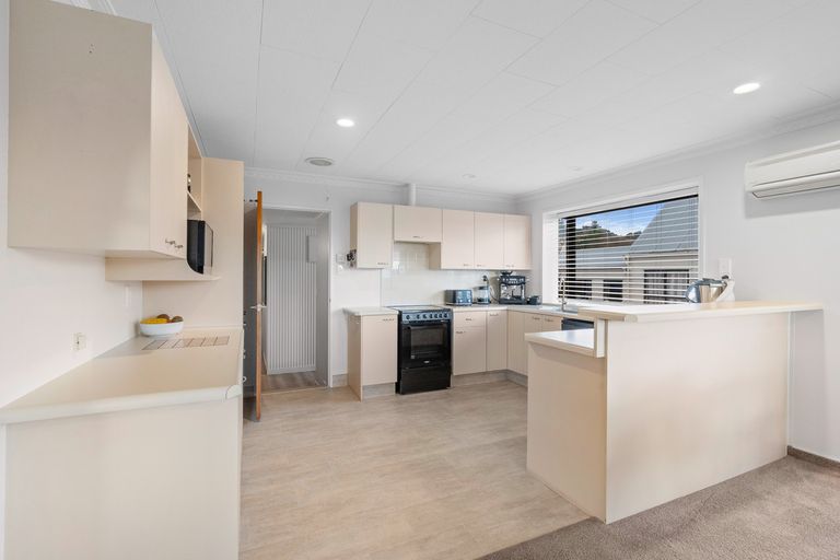 Photo of property in 47 Kinmont Crescent, Kinmont Park, Mosgiel, 9024