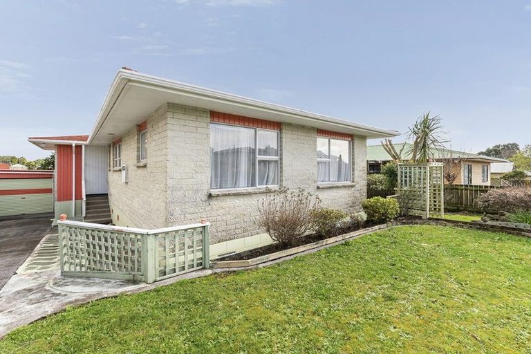 Photo of property in 7 Silby Street, Waitara, 4320