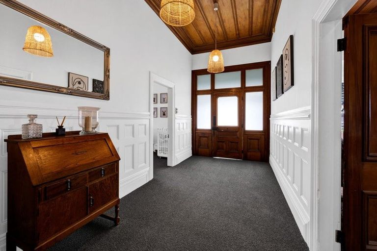 Photo of property in 76 Turuturu Road, Hawera, 4674