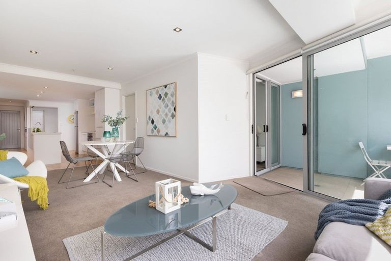 Photo of property in 102/332 Maunganui Road, Mount Maunganui, 3116