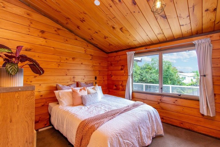 Photo of property in 4 Icarus Place, Sunnybrook, Rotorua, 3015