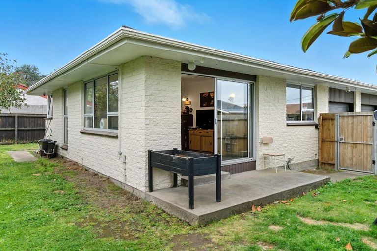 Photo of property in 2/34 Mountbatten Street, New Brighton, Christchurch, 8061