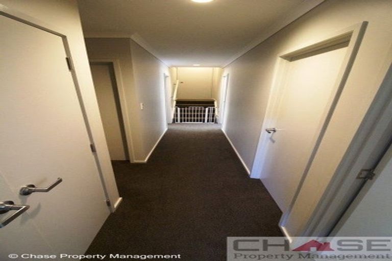 Photo of property in 16a Holiday Road, Stanmore Bay, Whangaparaoa, 0932