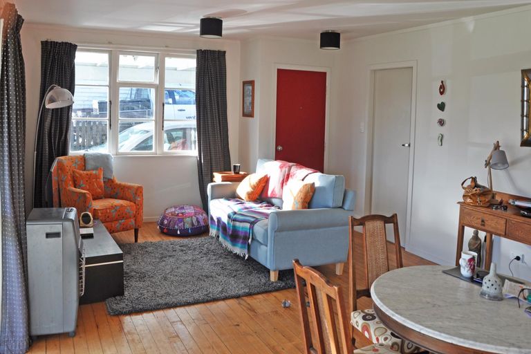 Photo of property in 38 Bickerstaffe Road, Maungaturoto, 0520