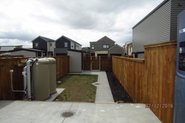 Photo of property in 176 Hobsonville Point Road, Hobsonville, Auckland, 0616