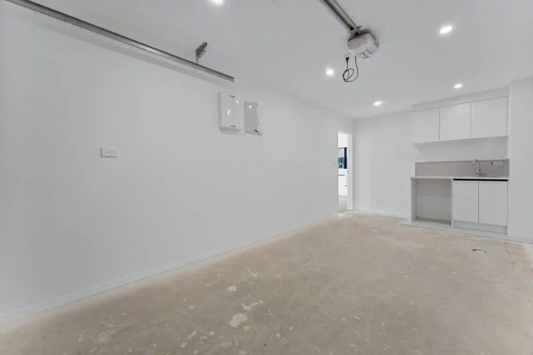 Photo of property in 19d Vida Place, Howick, Auckland, 2014