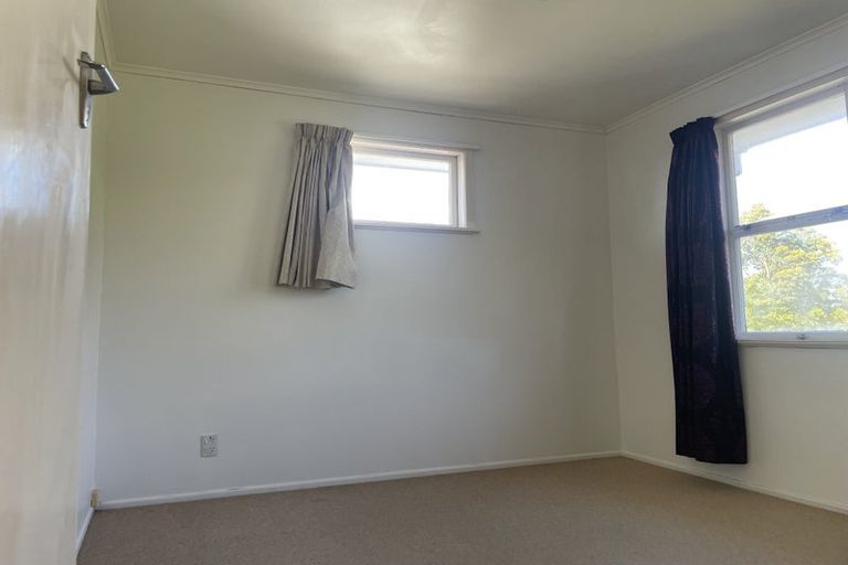 Photo of property in 32 Bruce Road, Glenfield, Auckland, 0629