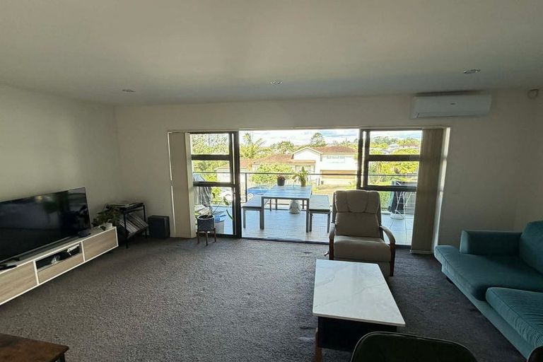 Photo of property in 4/79 Schnapper Rock Road, Schnapper Rock, Auckland, 0632
