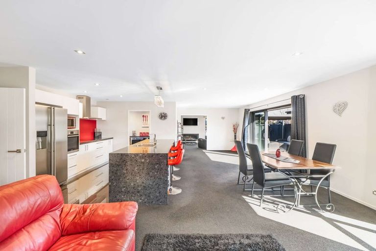 Photo of property in 10 Te Whariki Street, Marshland, Christchurch, 8083