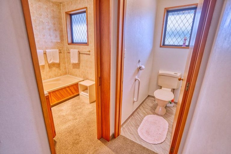 Photo of property in 18 Parfitt Place, Greymouth, 7805