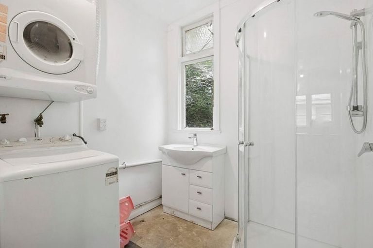 Photo of property in 7 Haddon Place, Dunedin Central, Dunedin, 9016