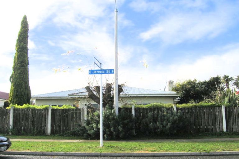 Photo of property in 712 Jervois Street, Mayfair, Hastings, 4122