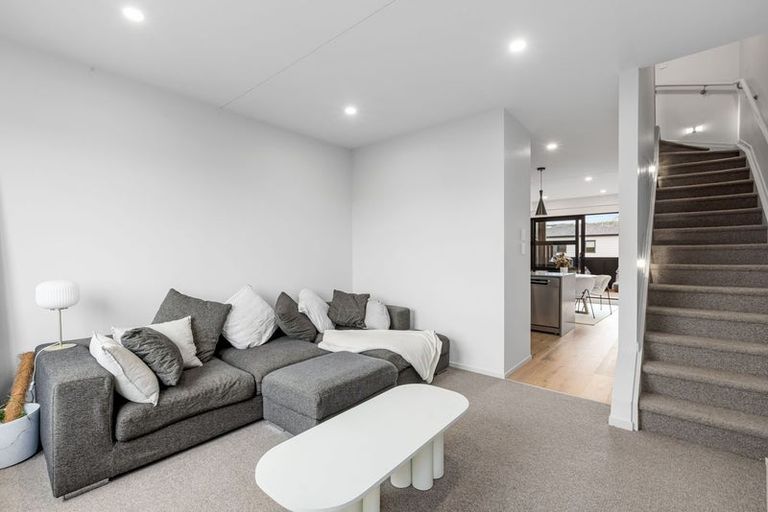 Photo of property in 5 Longshore Drive, Long Bay, Auckland, 0630