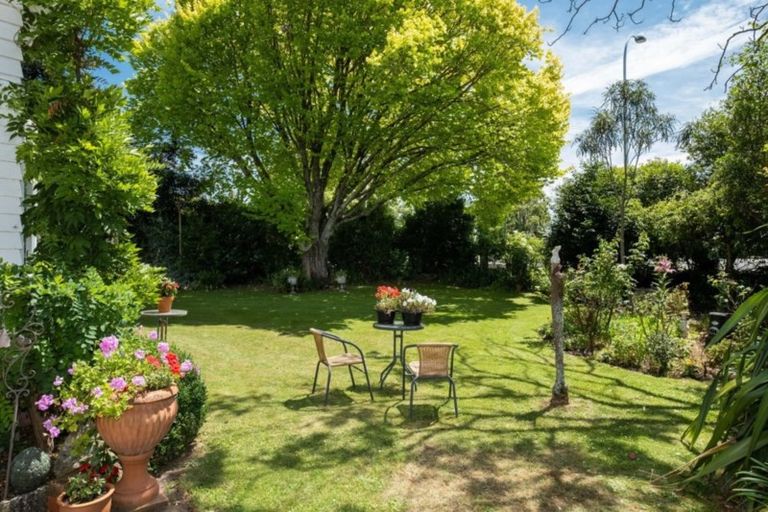 Photo of property in 25 Porangahau Road, Waipukurau, 4200