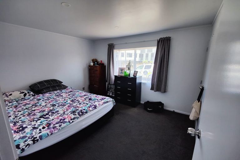 Photo of property in 2/23 Porchester Road, Papakura, 2110