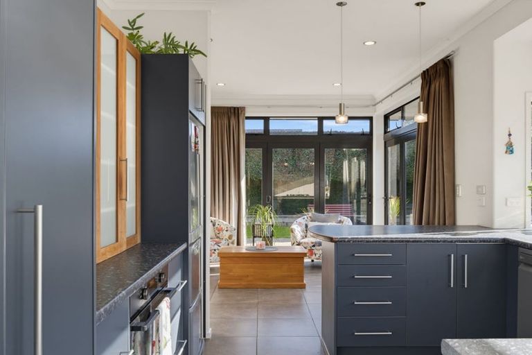 Photo of property in 15 Stonebridge Park Drive, Holdens Bay, Rotorua, 3010