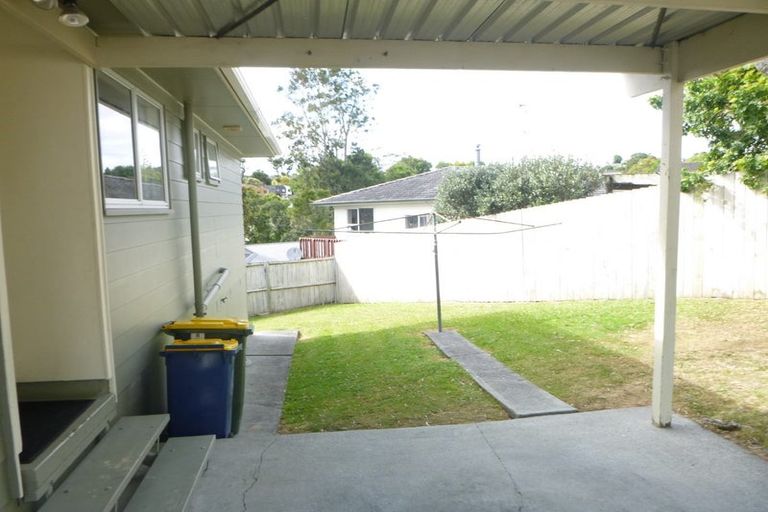 Photo of property in 66 Reynella Drive, Massey, Auckland, 0614