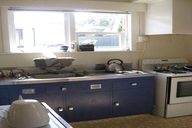 Photo of property in 181 Coutts Street, Rongotai, Wellington, 6022