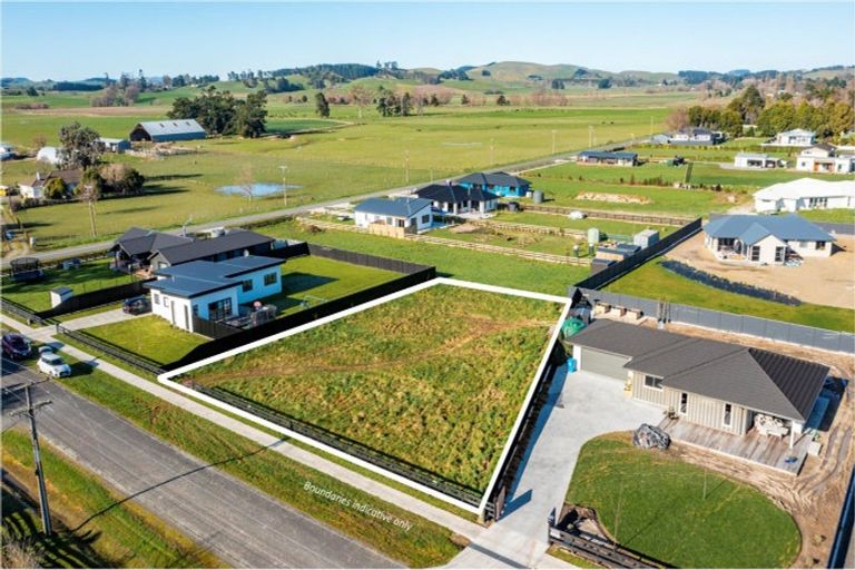 Photo of property in 26 Dee Street, Otane, 4202