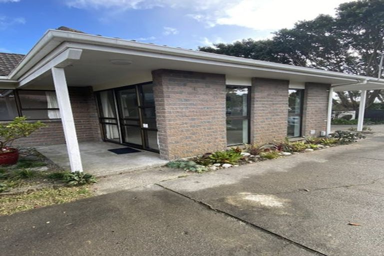 Photo of property in 136 Manly Street, Paraparaumu Beach, Paraparaumu, 5032