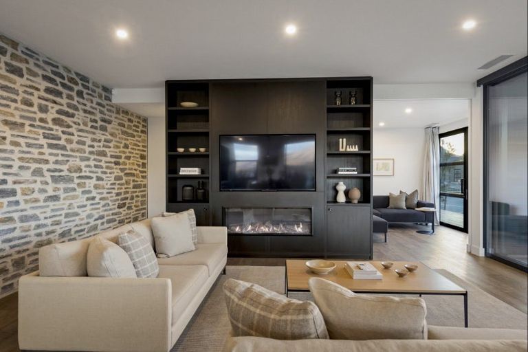 Photo of property in Kawarau Heights, 21 Kawarau Heights Boulevard, Lake Hayes, Queenstown, 9304