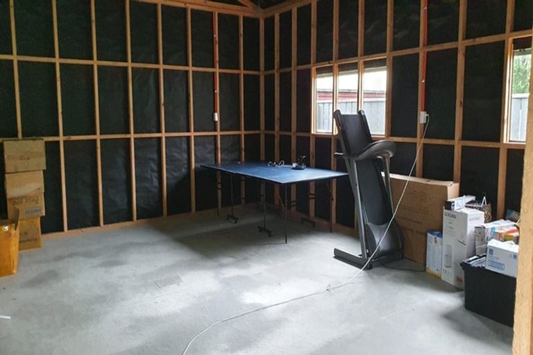 Photo of property in 125 Molesworth Street, Taita, Lower Hutt, 5011