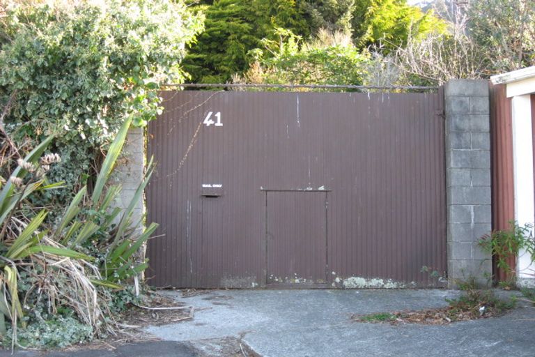 Photo of property in 41 Gardiner Grove, Wainuiomata, Lower Hutt, 5014