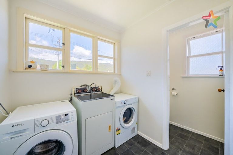 Photo of property in 43 Fleet Street, Naenae, Lower Hutt, 5011