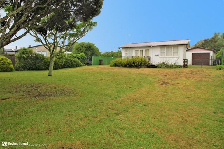 Photo of property in 224 Tui Road, Whangamata, 3620